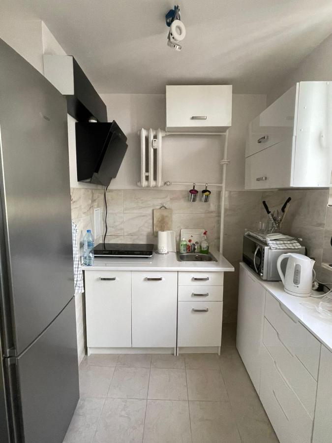 9 Pietro Apartment *